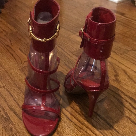 Heels - Picture 3 of 3